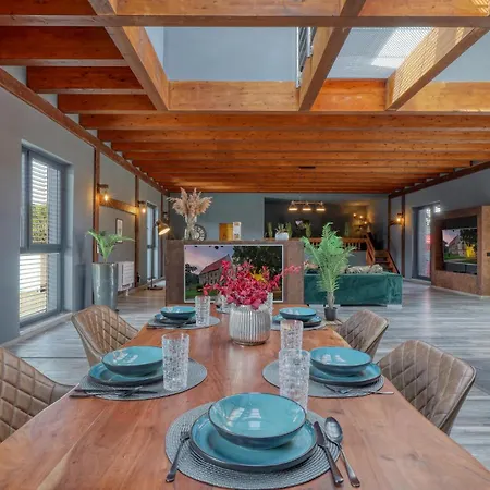 Hébergement de vacances Mit Kegelbahn Bahrdorf