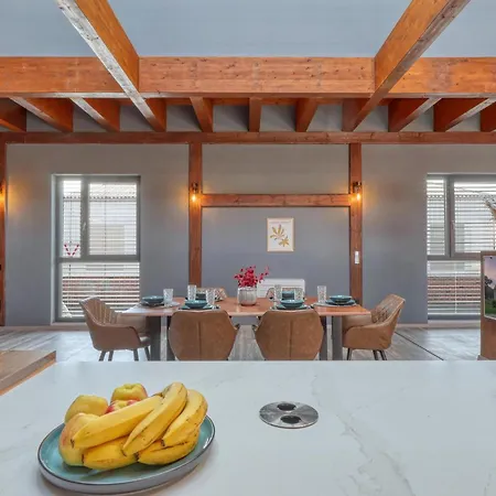 Mit Kegelbahn Bahrdorf