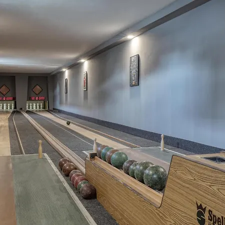 Hébergement de vacances Mit Kegelbahn Bahrdorf